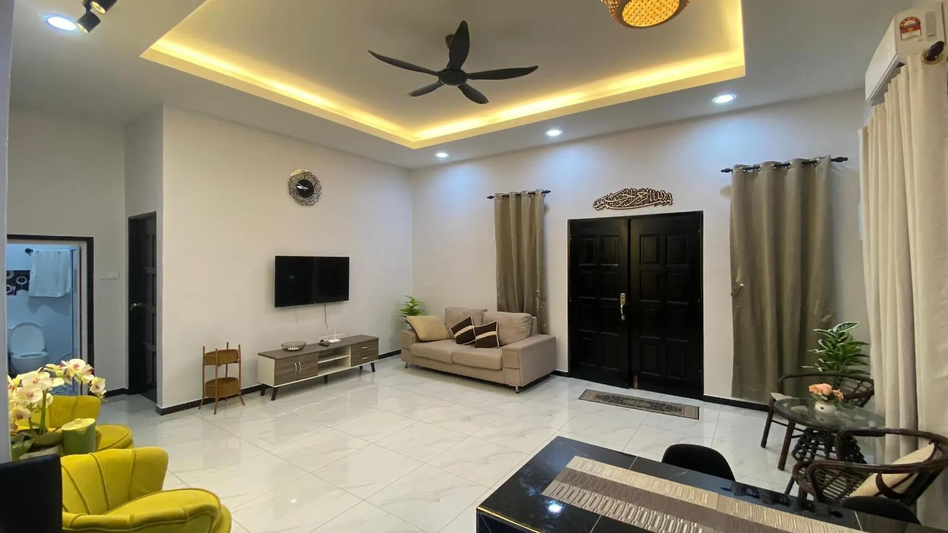 Pak Kop Homestay With Private Pool 2 Parit Buntar Villa